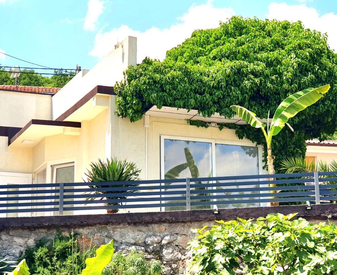 Penthouse Jacuzzi & Pool Apartmants أوباتيا المظهر الخارجي الصورة