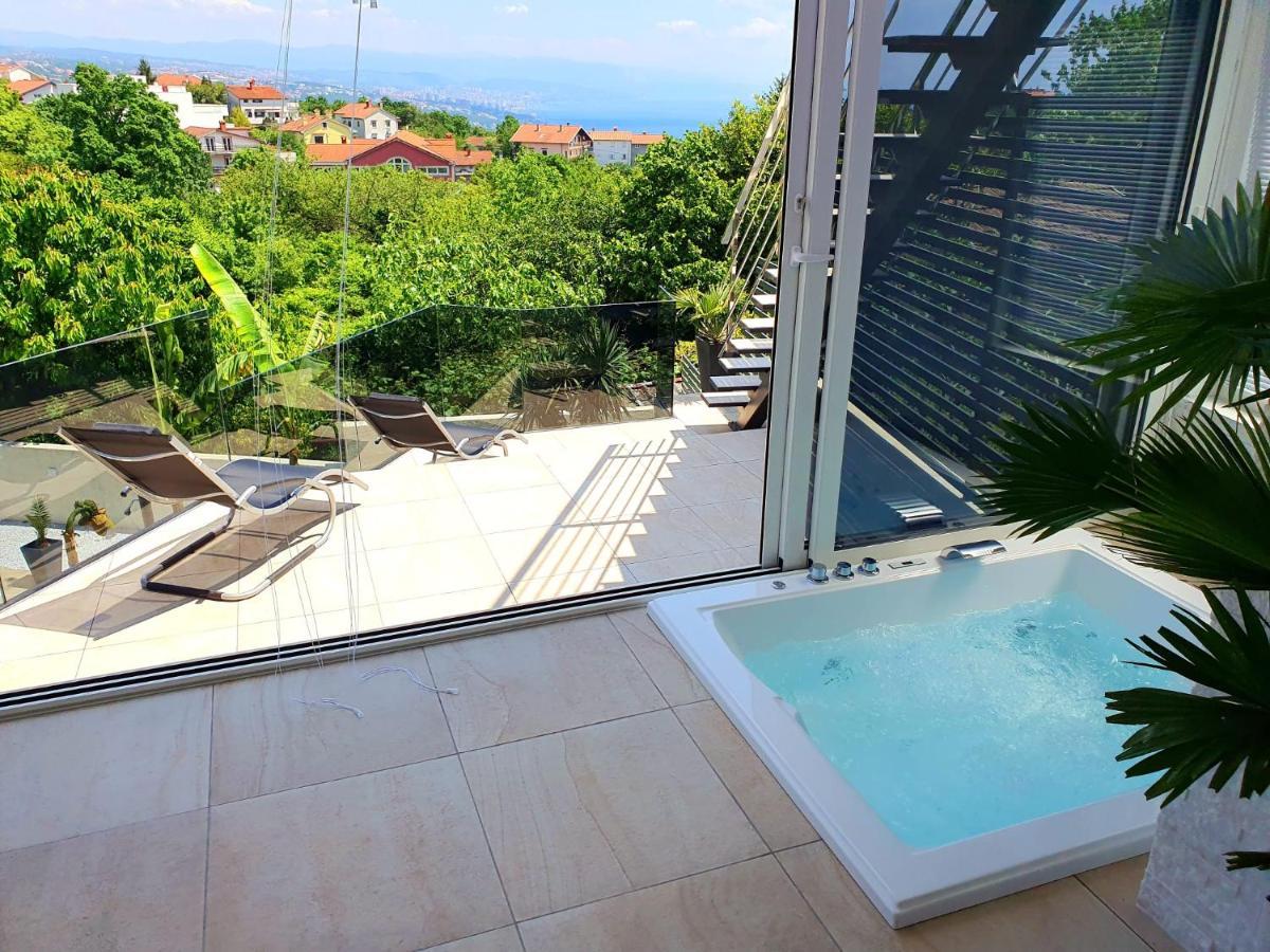 Penthouse Jacuzzi & Pool Apartmants أوباتيا المظهر الخارجي الصورة